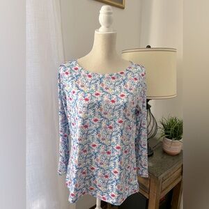 Vineyard Vines performance top